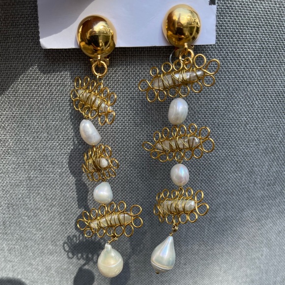 Oscar de la Renta Accessories - Oscar de la renta clip-on pearl earrings